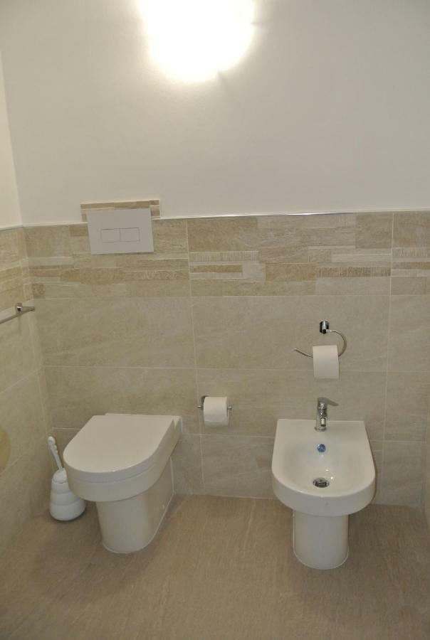 Casa Vacanze La Pergola@ Villa แตร์ราซีนี ภายนอก รูปภาพ