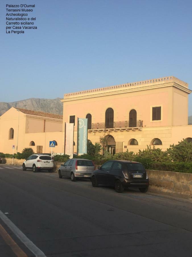 Casa Vacanze La Pergola@ Villa แตร์ราซีนี ภายนอก รูปภาพ